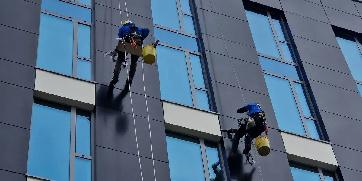 Commercial exterior painting